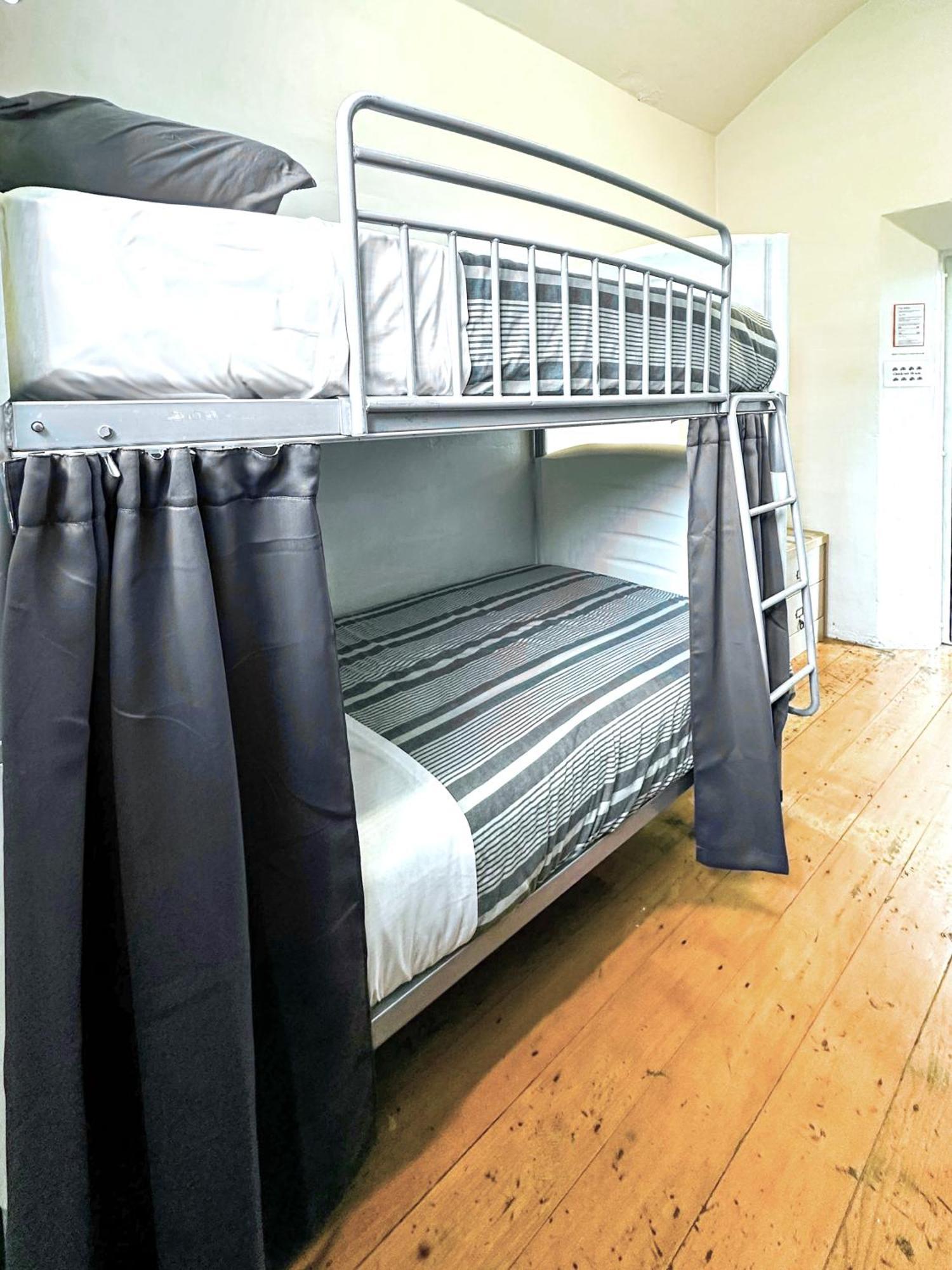 Bed 4-Bed Female Dormitory Room